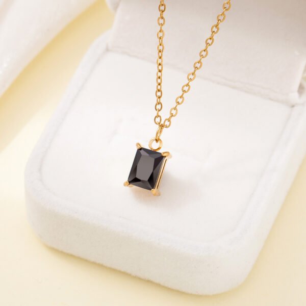 Simple block titanium steel 18K gold plated necklace women's ins cold wind color diamond collar bone chain necklace pendant jewelry - Image 7