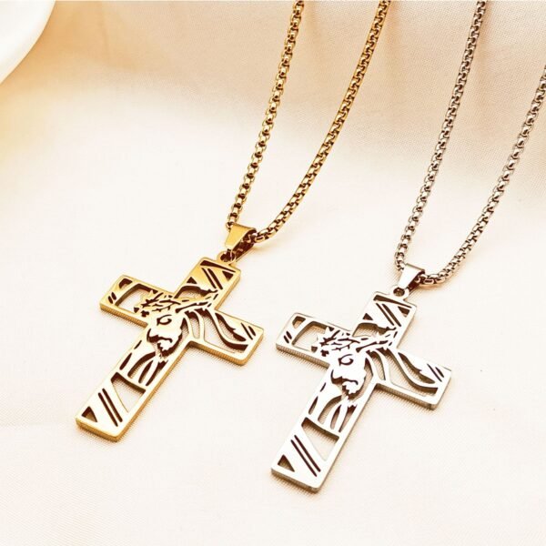Europe and the United States hot stainless steel hollow cross necklace men hip hop niche personality titanium steel necklace