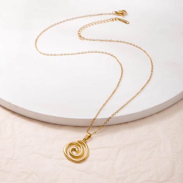 All-body titanium steel personality clavicle chain 18K vacuum electroplating creative irregular pendant stainless steel swirl necklace female - Image 5