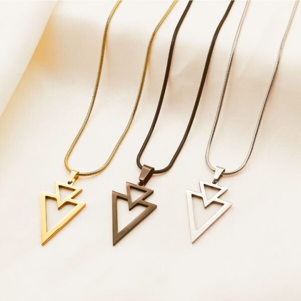 European and American cross-border stainless steel jewelry personality hip hop overlapping inverted triangle arrow pendant titanium steel necklace sweater chain