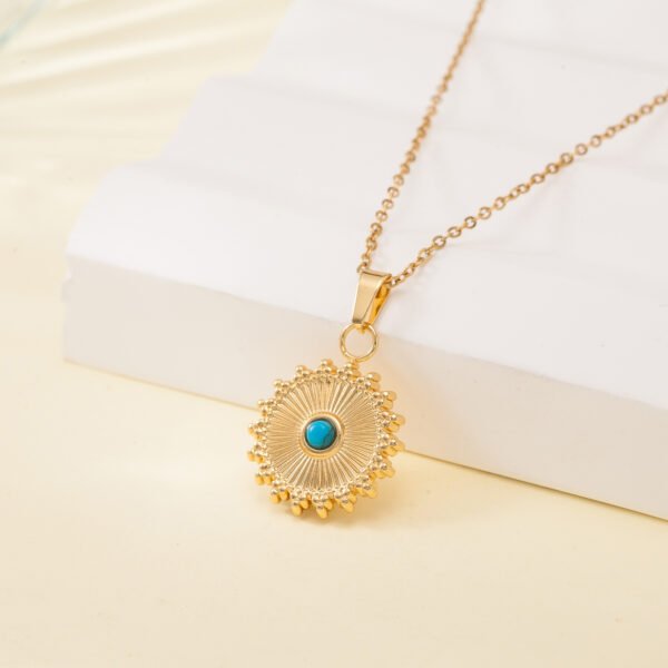 Cross-border do not fade new advanced sense of simple wind stainless steel die-cast pendant women's fashion gold-plated necklace collarbone chain - Image 4