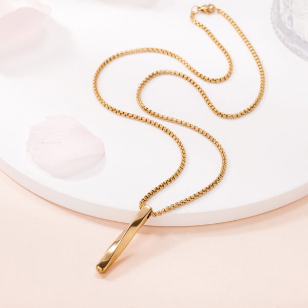 Simple 18-karat gold plated stainless steel smooth long necklace cross border personality spiral titanium steel pendant collarbone chain for men - Image 4