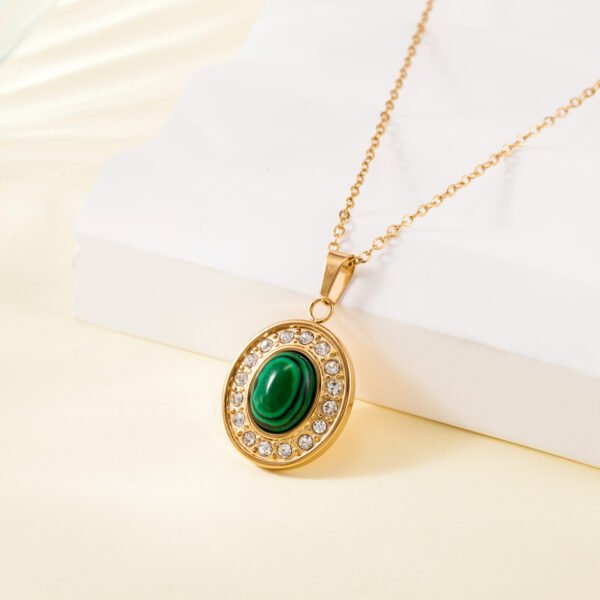 Cross-border Europe and the United States fashion retro turquoise necklace temperament senior sense round pendant electroplating do not fade jewelry women - Image 4
